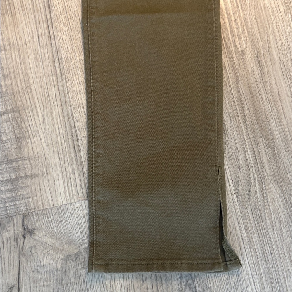 Levi's Women's High Rise Tailored 724 Slim Straight Size NWT - Picture 14 of 15
